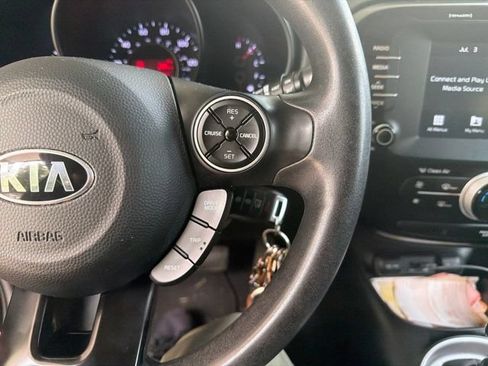Used 2019 Kia Soul + FWD image 8