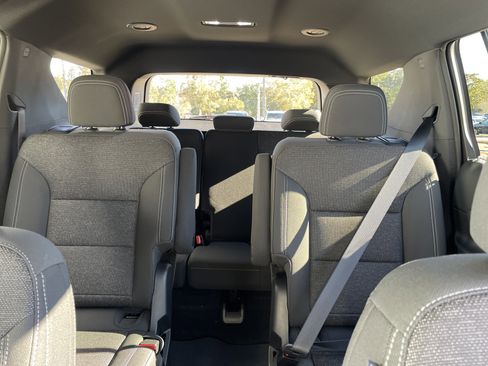 New 2026 Chevrolet Traverse LT image 38