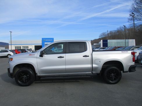 Used 2020 Chevrolet Silverado 1500 Custom Trail Boss w/ Custom Convenience Package image 8