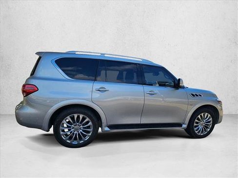 Used 2017 INFINITI QX80 2WD w/ Driver Assistance Package image 4