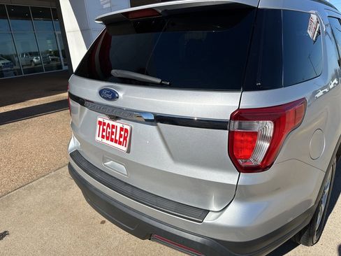 Used 2018 Ford Explorer FWD image 7