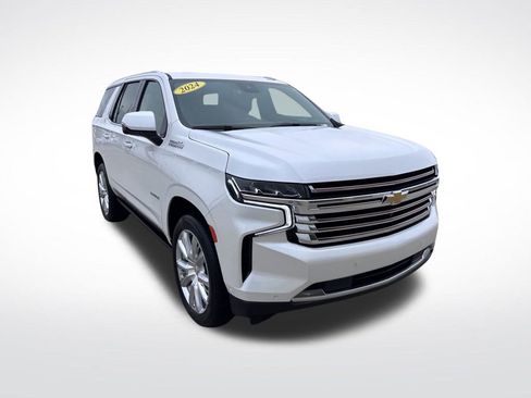 Used 2024 Chevrolet Tahoe High Country w/ Advanced Technology Package image 3