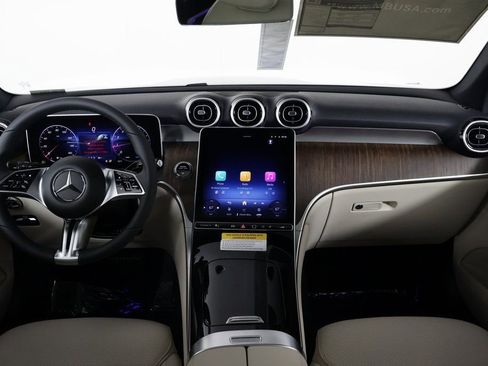 New 2026 Mercedes-Benz GLC 300 image 4