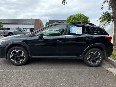 Used 2023 Subaru Crosstrek 2.5i Limited AWD/4WD image 8
