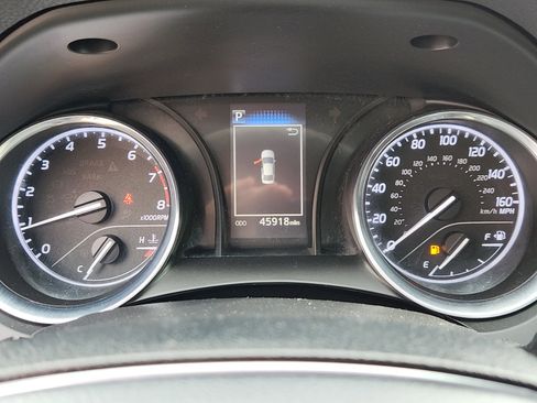 Used 2019 Toyota Camry LE image 13