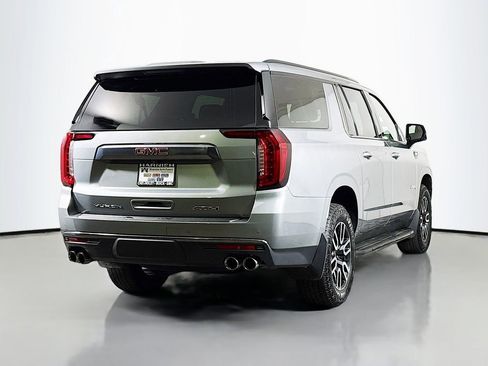 Used 2024 GMC Yukon XL AT4 w/ Technology Package image 7