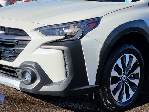 Certified 2025 Subaru Outback Limited image 8