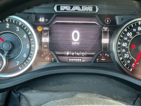 Used 2021 RAM 1500 Big Horn w/ Built-to-serve Edition image 25