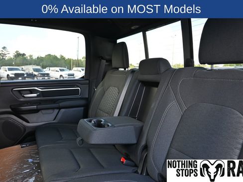 New 2026 RAM 1500 4x4 Crew Cab image 21