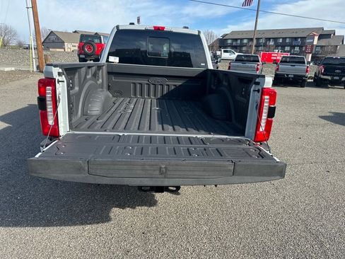 New 2025 Ford F250 XLT w/ Black Appearance Package image 23