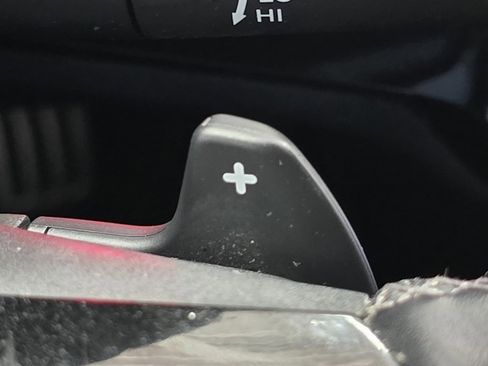 Used 2023 Honda Civic Sport image 32