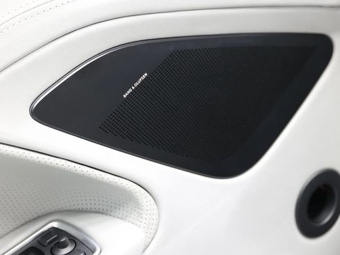 Used 2014 Aston Martin Vanquish Volante RWD image 13