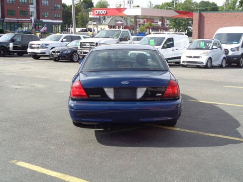 Used 2010 Ford Crown Victoria Police Interceptor RWD image 13