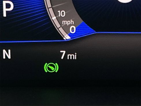 New 2026 Volkswagen Taos SE image 20