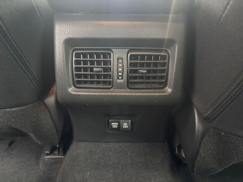 Used 2025 Toyota Camry LE image 23