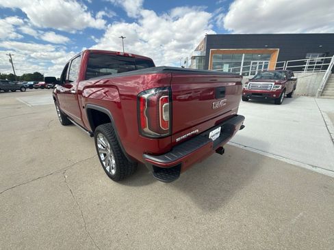 Used 2018 GMC Sierra 1500 Denali w/ Denali Ultimate Package AWD/4WD image 3