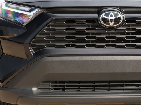 Used 2024 Toyota RAV4 XLE image 10