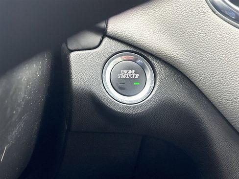 Certified 2023 Chevrolet Equinox LT image 16