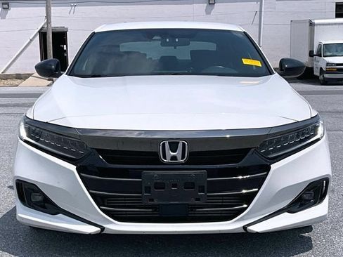 Used 2022 Honda Accord Sport image 4