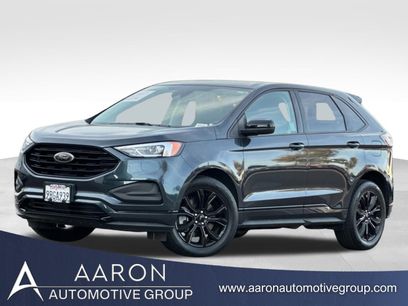 Used 2022 Ford Edge SE w/ Black Appearance Package