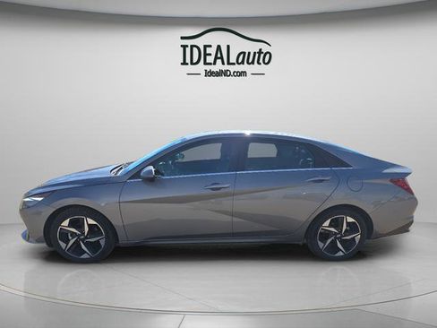 Used 2022 Hyundai Elantra SEL w/ Convenience + Premium Package image 14