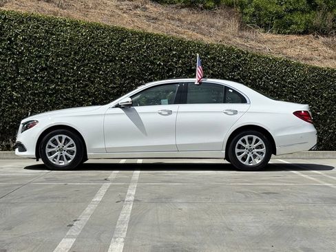 Used 2018 Mercedes-Benz E 300 image 7