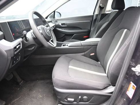 Used 2024 Hyundai Sonata SEL FWD image 12