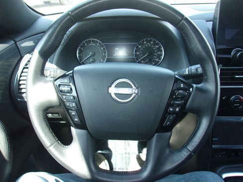 Used 2023 Nissan Armada SL w/ Midnight Edition Package image 14