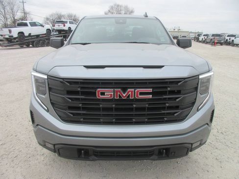 New 2026 GMC Sierra 1500 Elevation AWD/4WD image 13