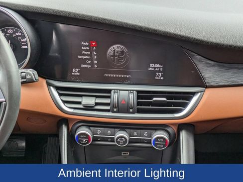 Used 2019 Alfa Romeo Giulia AWD image 19