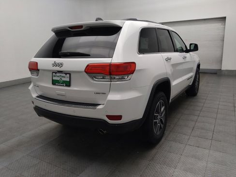 Used 2018 Jeep Grand Cherokee Limited AWD/4WD image 9
