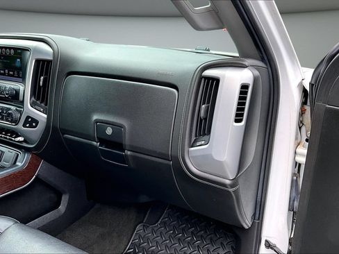 Used 2018 GMC Sierra 1500 SLT AWD/4WD image 26
