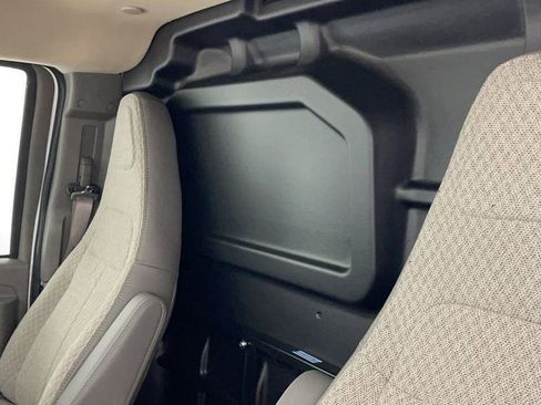 New 2025 Chevrolet Express 2500 Work Van w/ Driver Convenience Package image 18