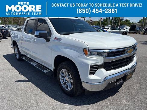 Used 2025 Chevrolet Silverado 1500 LT image 1