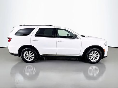 Used 2023 Dodge Durango SXT w/ Trailer Tow Group IV AWD/4WD image 5