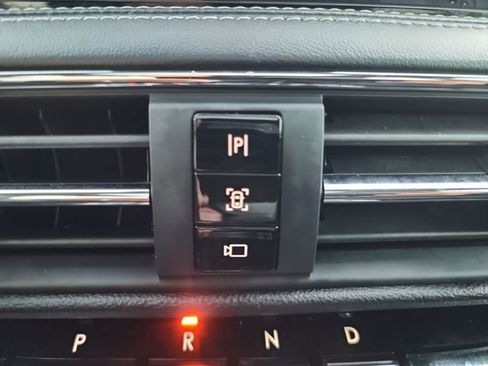 Used 2022 Lincoln Corsair Reserve image 24