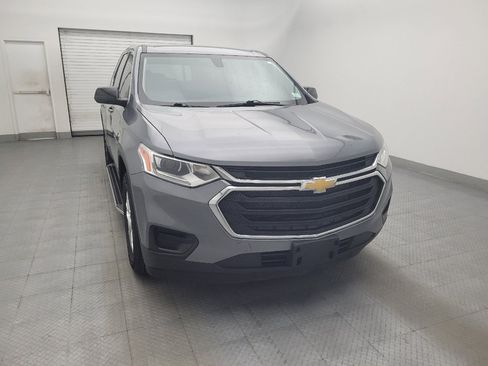 Used 2021 Chevrolet Traverse LS FWD image 14