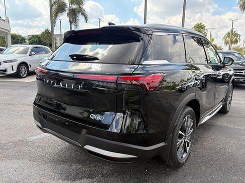 New 2026 INFINITI QX60 Luxe FWD image 2