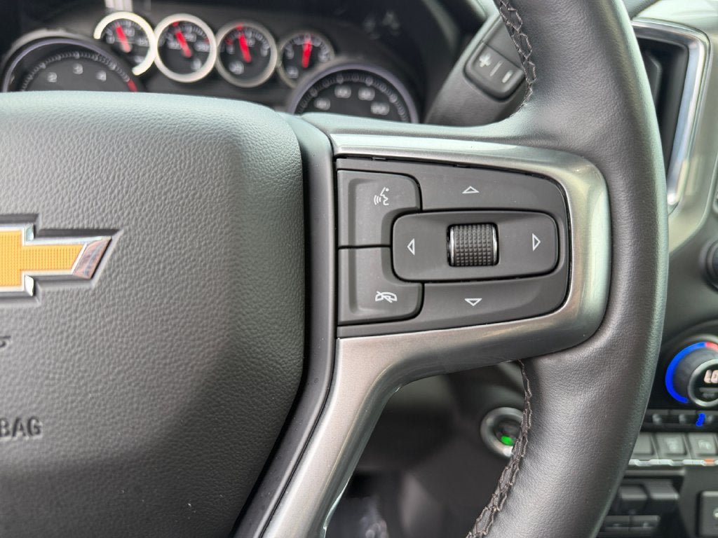 Used 2023 Chevrolet Silverado 2500 LTZ w/ LTZ Plus Package AWD/4WD image 16