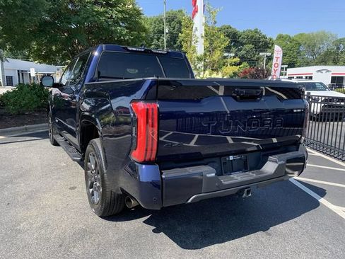 Used 2022 Toyota Tundra Platinum AWD/4WD image 6