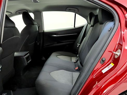 Used 2019 Toyota Camry LE w/ Carpet Mat Package image 21
