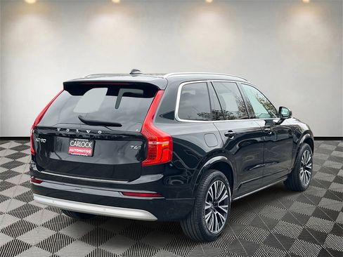 Used 2022 Volvo XC90 T6 Momentum w/ Climate Package image 3