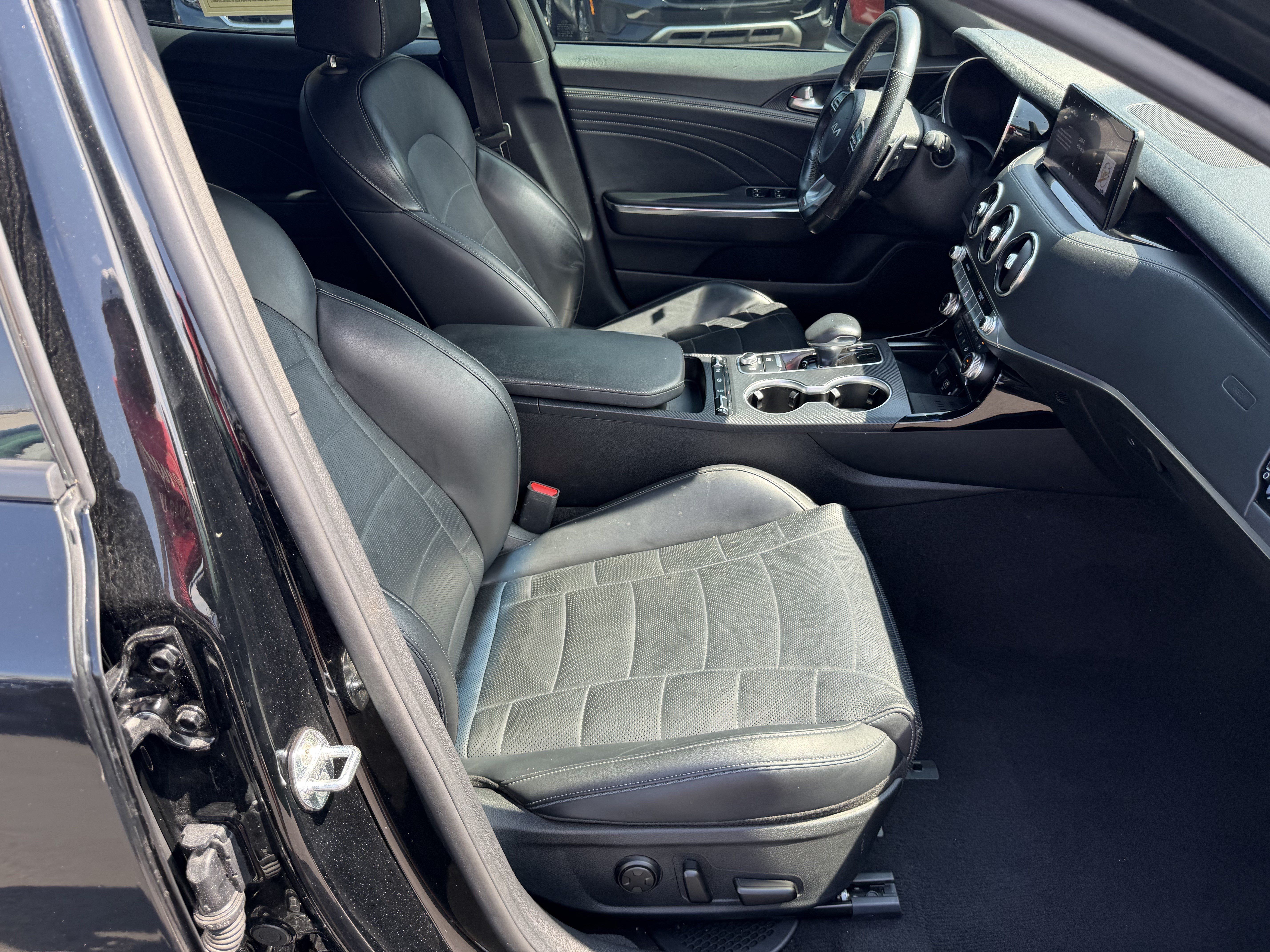 Used 2022 Kia Stinger GT2 w/ Scorpion Package RWD image 13