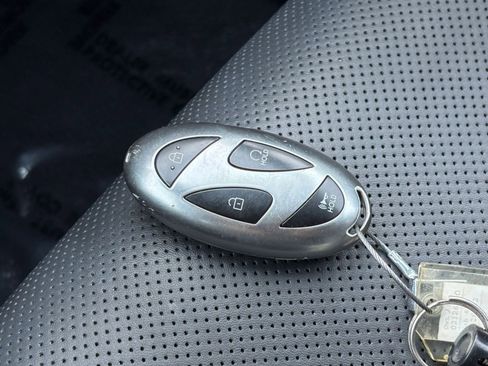 Used 2025 Hyundai Santa Fe SEL FWD image 21