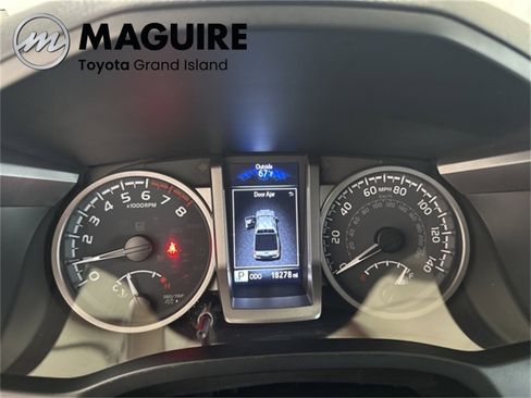 Used 2023 Toyota Tacoma SR5 image 9