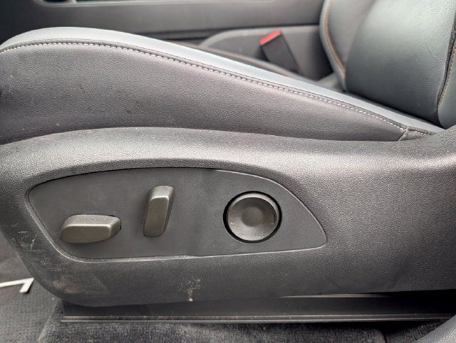 Used 2025 Honda Prologue Touring image 16