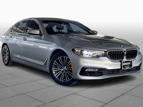 Used 2018 BMW 530i image 2