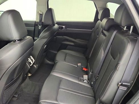 Used 2024 Kia Sorento S w/ Panoramic Sunroof Package FWD image 20
