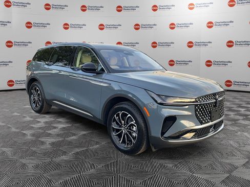 New 2026 Lincoln Nautilus Premier AWD/4WD image 7