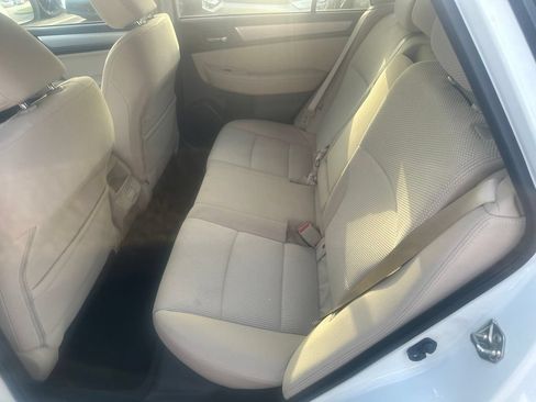 Used 2018 Subaru Outback 2.5i Premium AWD/4WD image 27